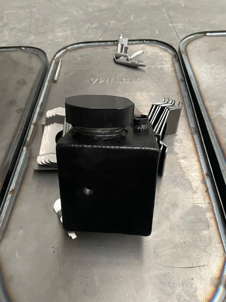 Radiator Expansion Tank